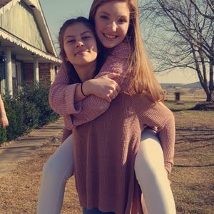 Meet your Posher, Peyton